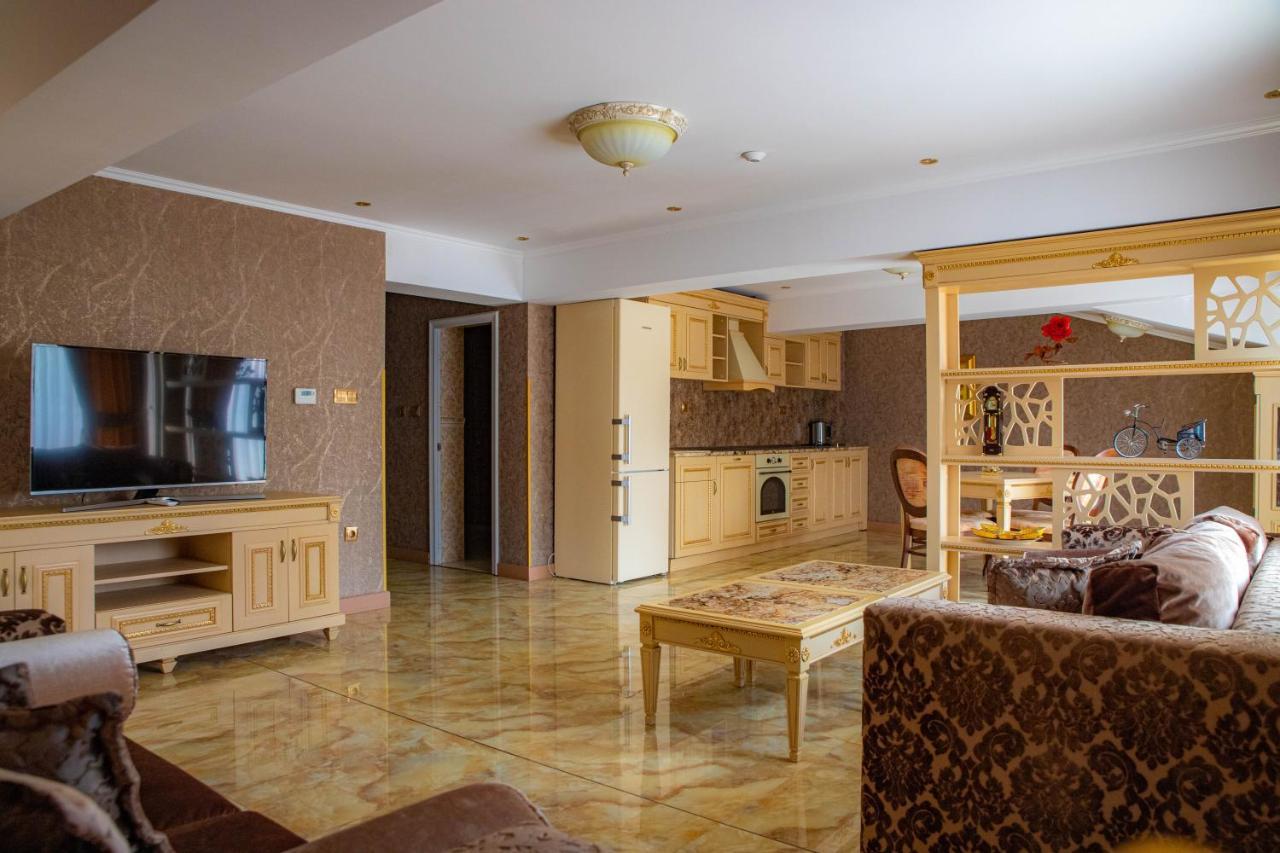 Апартамент Luxury Rich 2 *