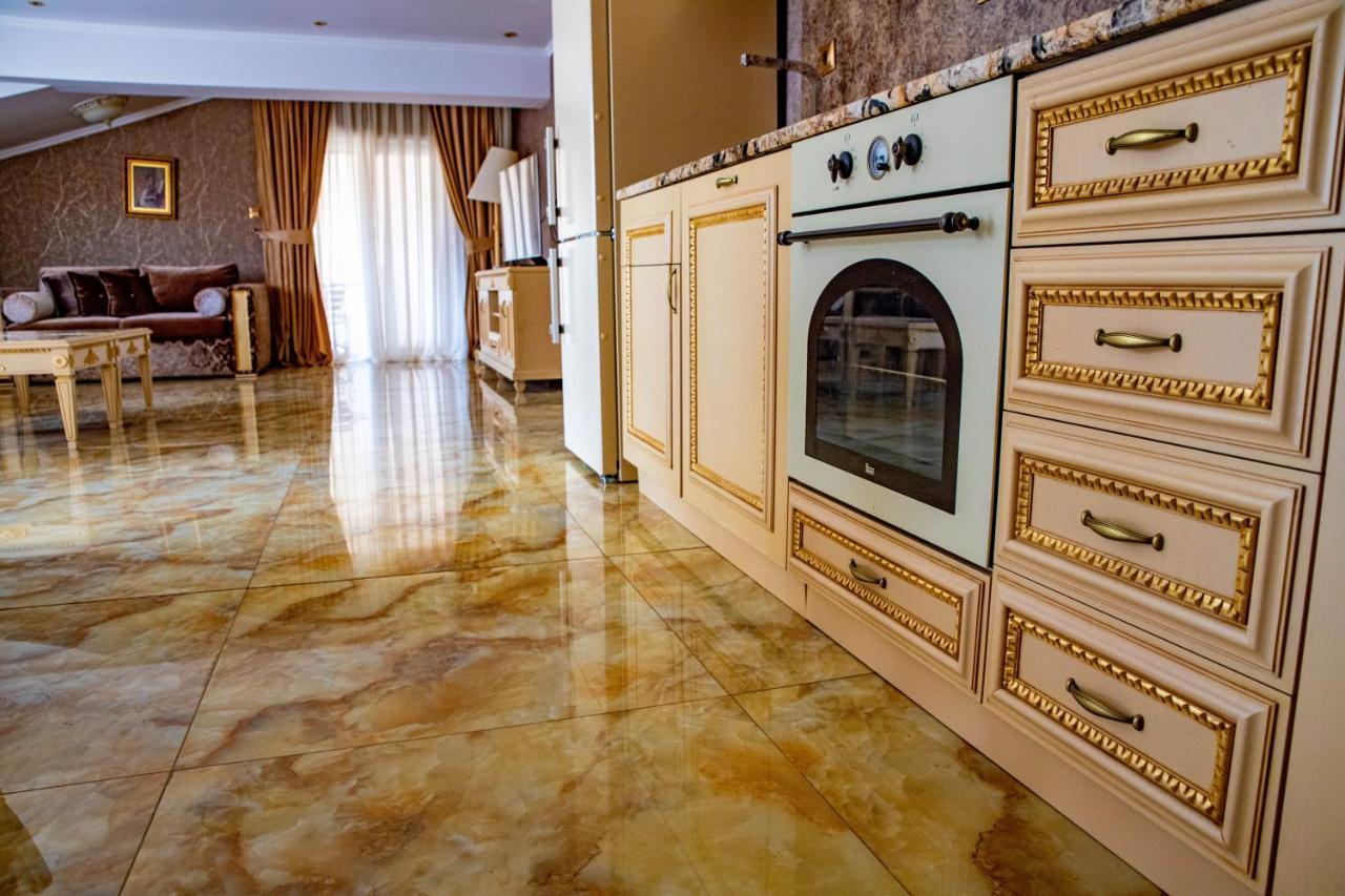 Luxury Rich 2 Апартамент *